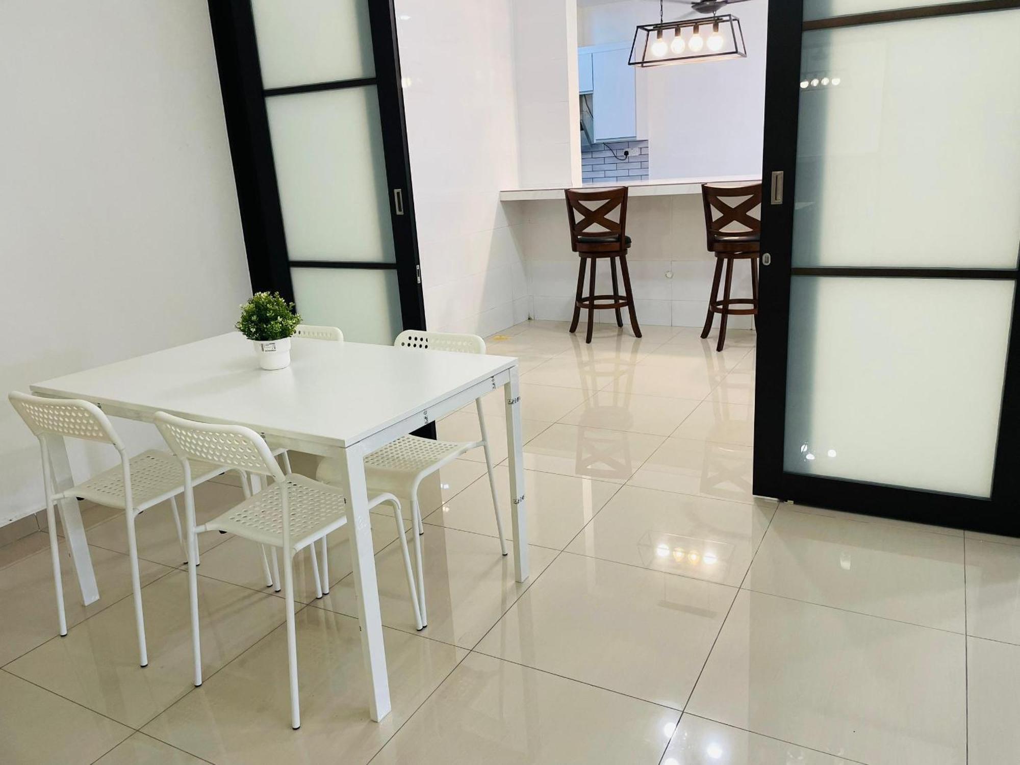 Nazirin Homestay No 27 Tmn Desa Manjung Lumut Extérieur photo